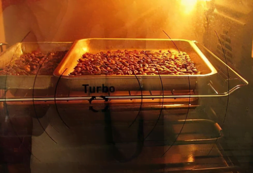 如何在家烘焙自己喜歡的咖啡豆?用平底鍋就能烘焙咖啡豆